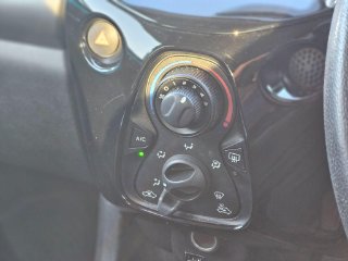/photos/12108/f801a9fa-f3e2-4231-a4b3-0274467be240_i320x240.jpg